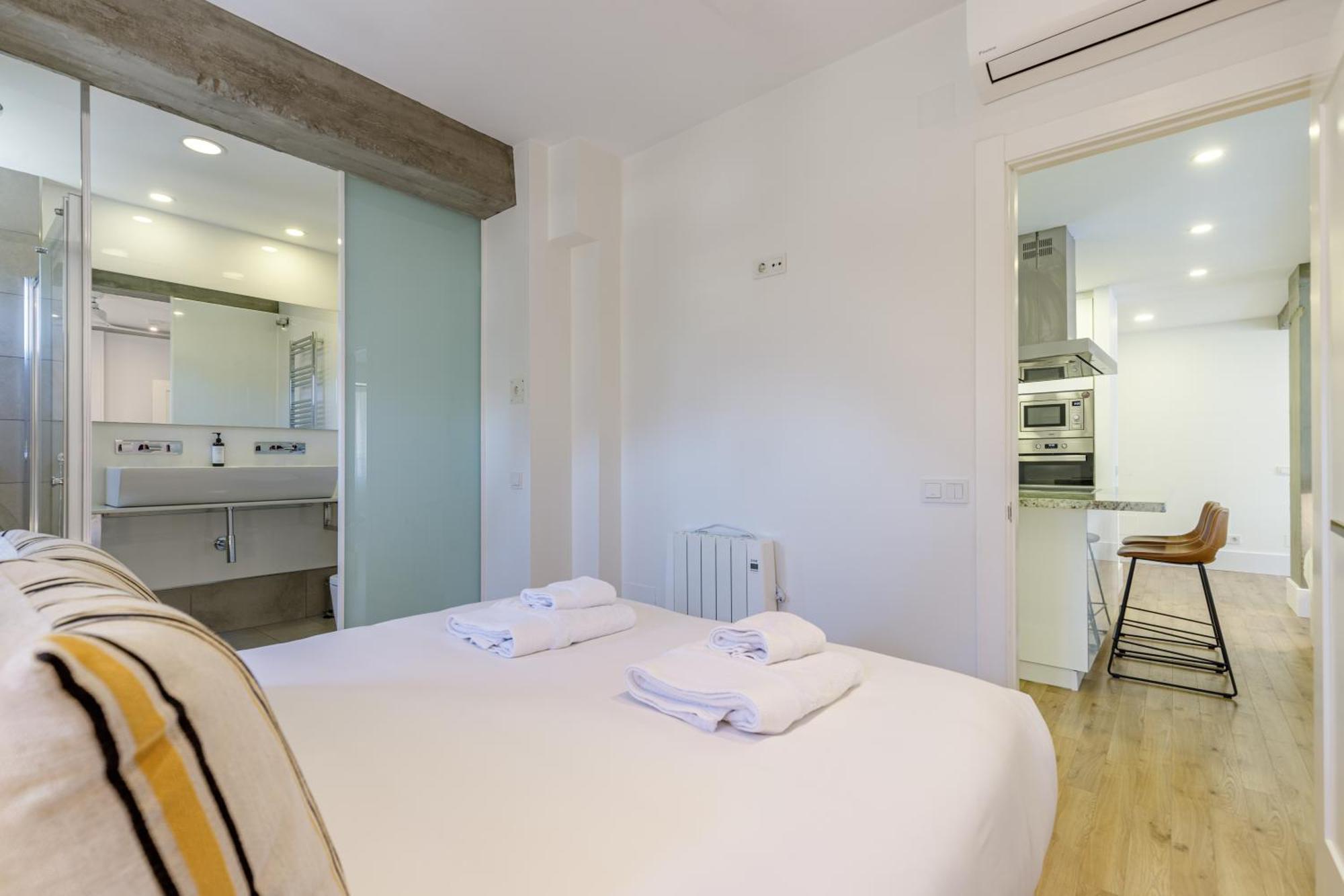 Six Apartments By Caleta Homes Málaga Exterior foto