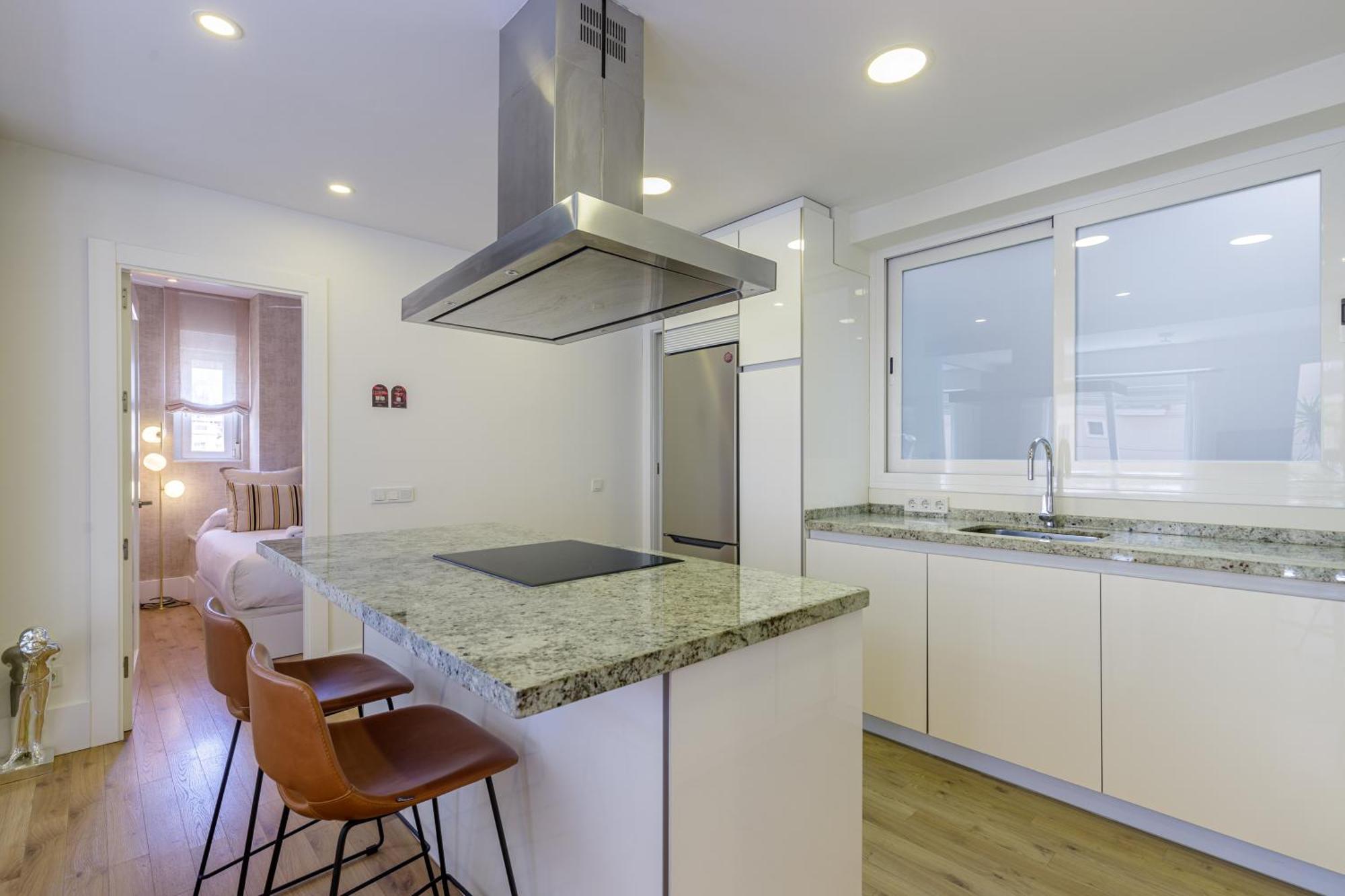 Six Apartments By Caleta Homes Málaga Exterior foto